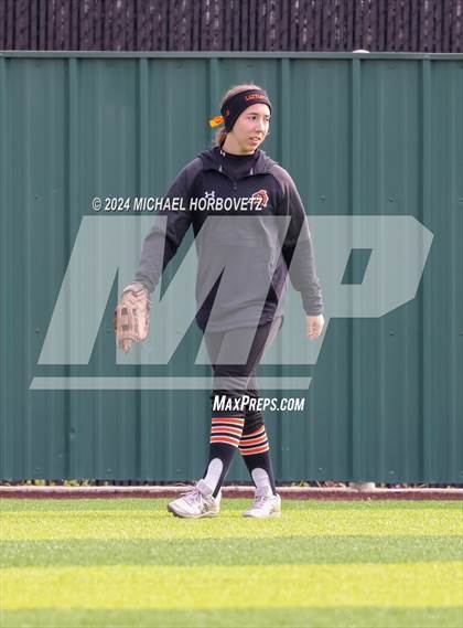 Thumbnail 2 in Melissa vs. Aledo (Forney Tournament) photogallery.