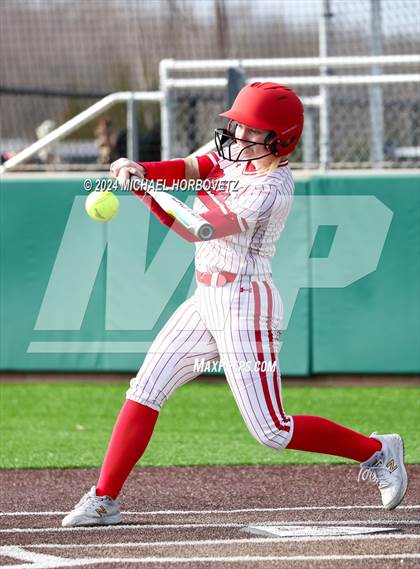 Thumbnail 3 in Melissa vs. Aledo (Forney Tournament) photogallery.