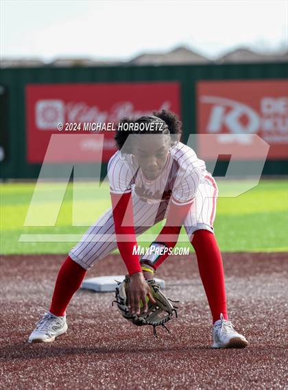 Thumbnail 2 in Melissa vs. Aledo (Forney Tournament) photogallery.