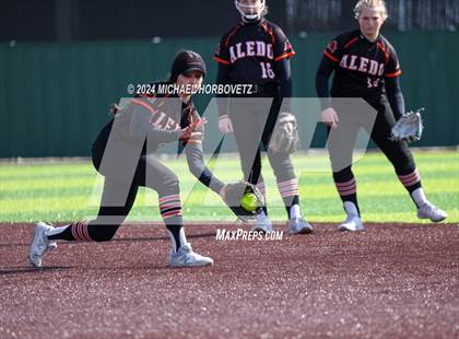 Thumbnail 1 in Melissa vs. Aledo (Forney Tournament) photogallery.