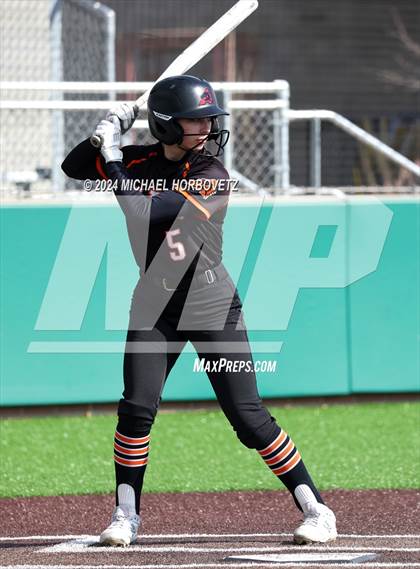 Thumbnail 3 in Melissa vs. Aledo (Forney Tournament) photogallery.
