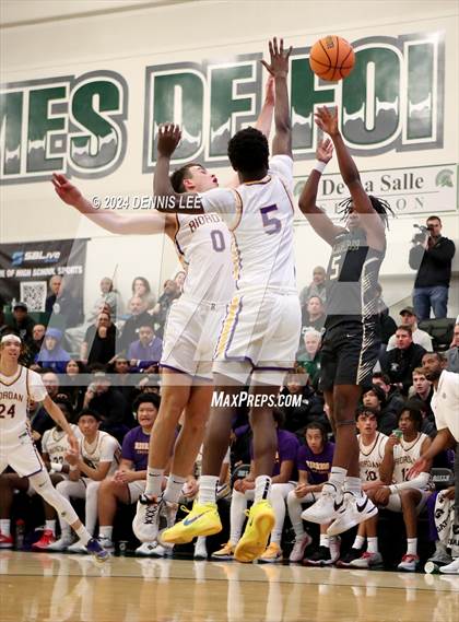 Thumbnail 1 in Salesian College Preparatory vs. Archbishop Riordan (De La Salle MLK Classic) photogallery.