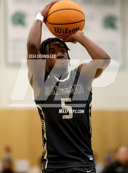 Thumbnail 2 in Salesian College Preparatory vs. Archbishop Riordan (De La Salle MLK Classic) photogallery.