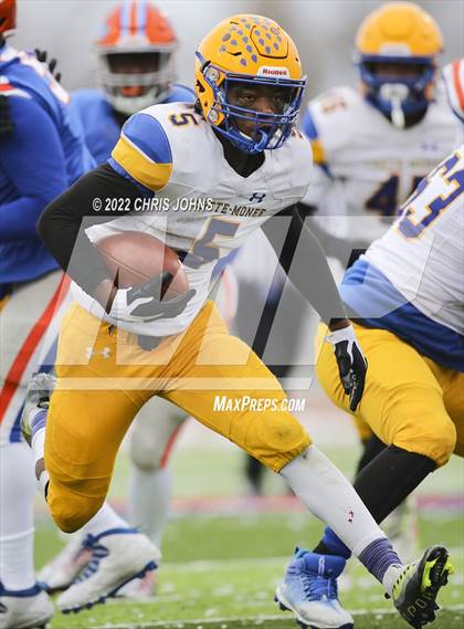 Thumbnail 2 in Crete-Monee @ East St. Louis (IHSA 6A Quarterfinal) photogallery.