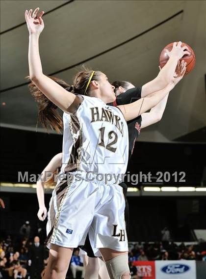 Thumbnail 3 in Alemany vs. Laguna Hills (CIF SS D3AA Final) photogallery.