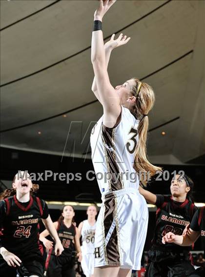 Thumbnail 1 in Alemany vs. Laguna Hills (CIF SS D3AA Final) photogallery.