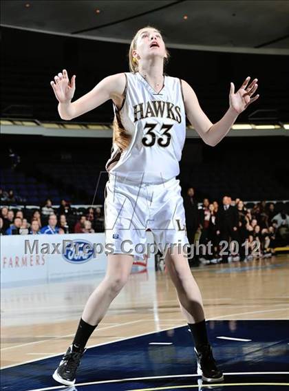 Thumbnail 2 in Alemany vs. Laguna Hills (CIF SS D3AA Final) photogallery.