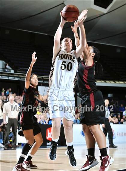 Thumbnail 2 in Alemany vs. Laguna Hills (CIF SS D3AA Final) photogallery.