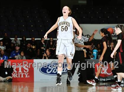 Thumbnail 2 in Alemany vs. Laguna Hills (CIF SS D3AA Final) photogallery.