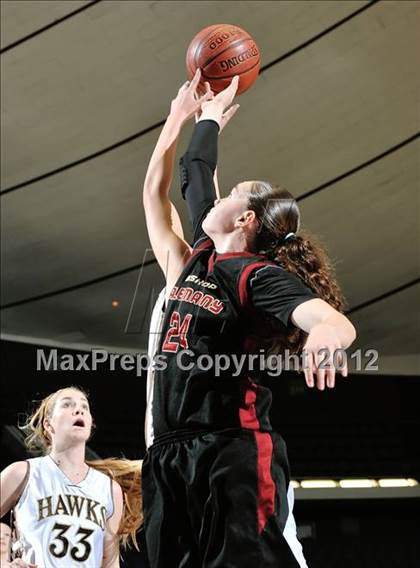 Thumbnail 2 in Alemany vs. Laguna Hills (CIF SS D3AA Final) photogallery.