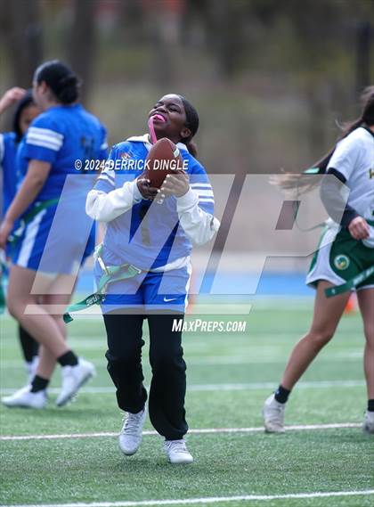 Thumbnail 2 in Westbury @ Hempstead photogallery.