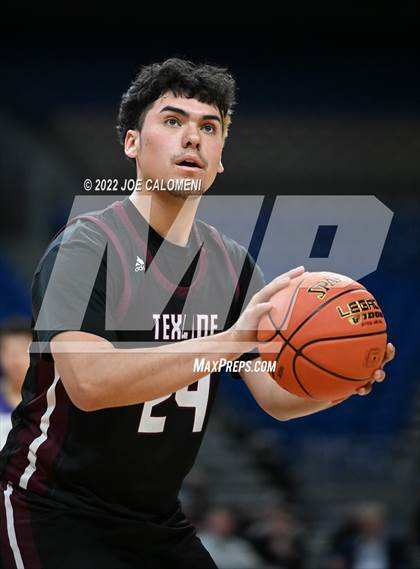 Thumbnail 2 in Irion County vs Texline (UIL 1A State Semifinal) photogallery.