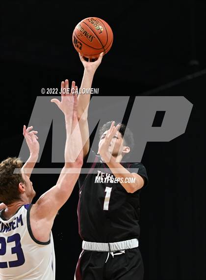 Thumbnail 1 in Irion County vs Texline (UIL 1A State Semifinal) photogallery.