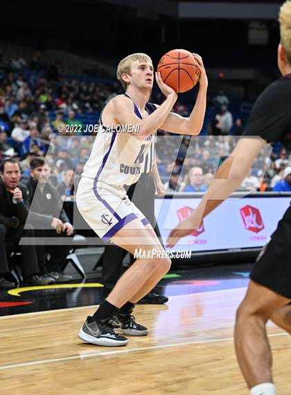 Thumbnail 3 in Irion County vs Texline (UIL 1A State Semifinal) photogallery.