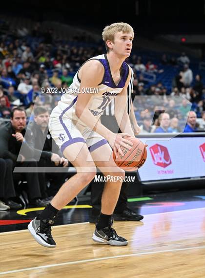 Thumbnail 3 in Irion County vs Texline (UIL 1A State Semifinal) photogallery.