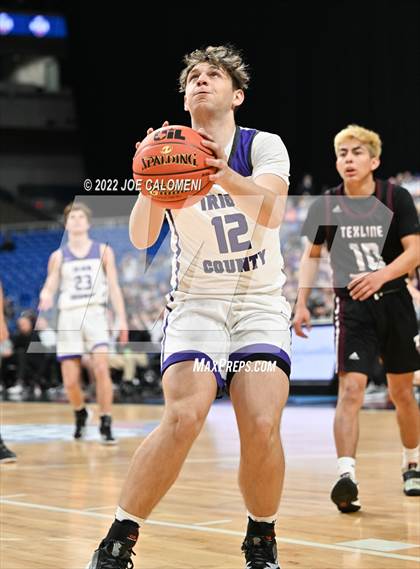 Thumbnail 3 in Irion County vs Texline (UIL 1A State Semifinal) photogallery.