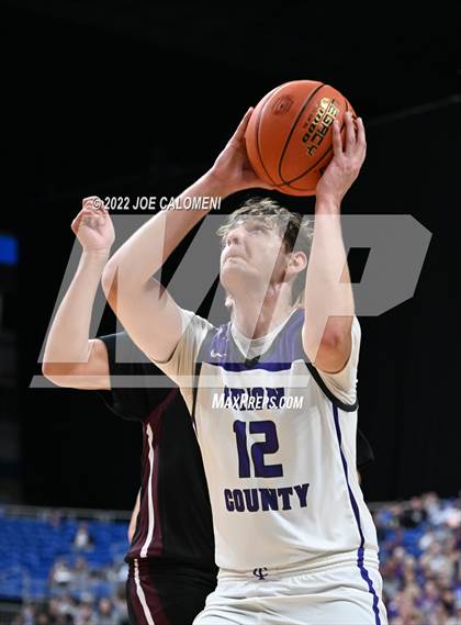 Thumbnail 2 in Irion County vs Texline (UIL 1A State Semifinal) photogallery.