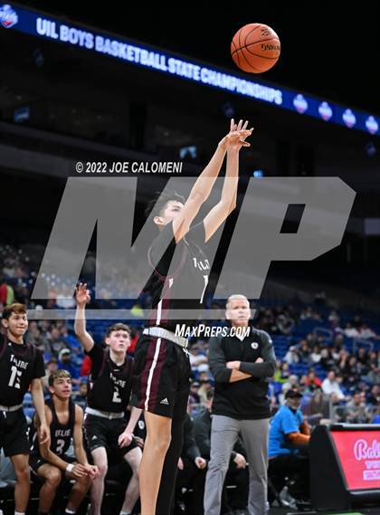 Thumbnail 3 in Irion County vs Texline (UIL 1A State Semifinal) photogallery.