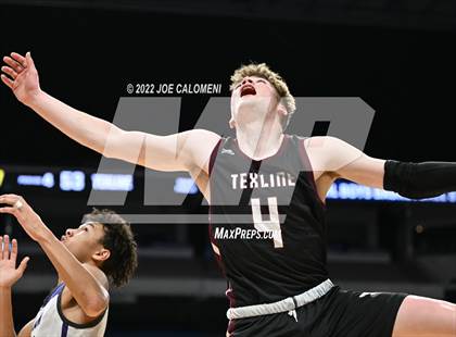 Thumbnail 1 in Irion County vs Texline (UIL 1A State Semifinal) photogallery.