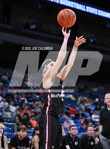 Thumbnail 3 in Irion County vs Texline (UIL 1A State Semifinal) photogallery.