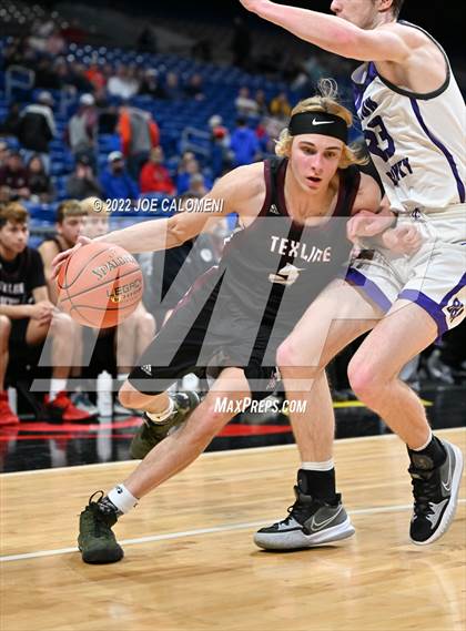 Thumbnail 2 in Irion County vs Texline (UIL 1A State Semifinal) photogallery.