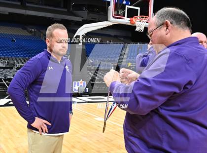 Thumbnail 3 in Irion County vs Texline (UIL 1A State Semifinal) photogallery.
