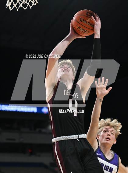 Thumbnail 3 in Irion County vs Texline (UIL 1A State Semifinal) photogallery.