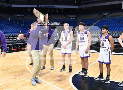 Thumbnail 1 in Irion County vs Texline (UIL 1A State Semifinal) photogallery.