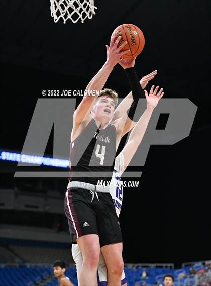 Thumbnail 2 in Irion County vs Texline (UIL 1A State Semifinal) photogallery.