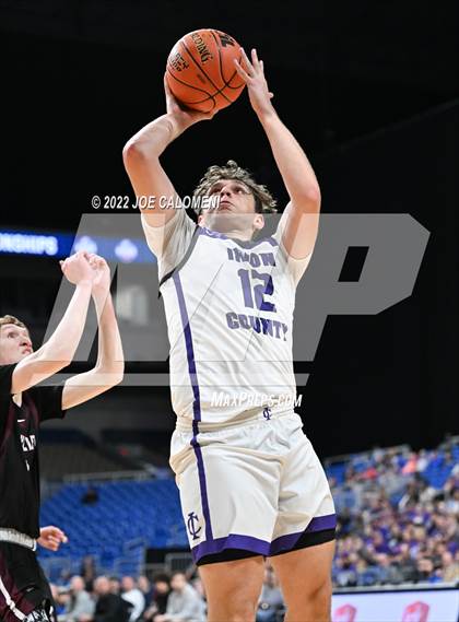 Thumbnail 2 in Irion County vs Texline (UIL 1A State Semifinal) photogallery.