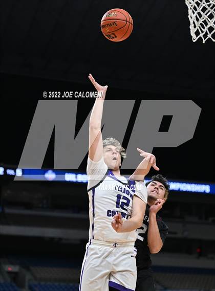 Thumbnail 1 in Irion County vs Texline (UIL 1A State Semifinal) photogallery.