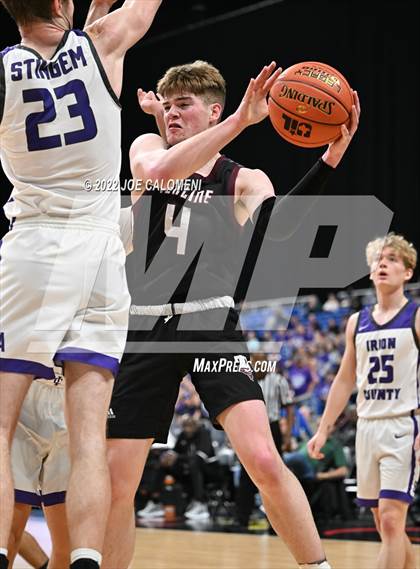 Thumbnail 3 in Irion County vs Texline (UIL 1A State Semifinal) photogallery.