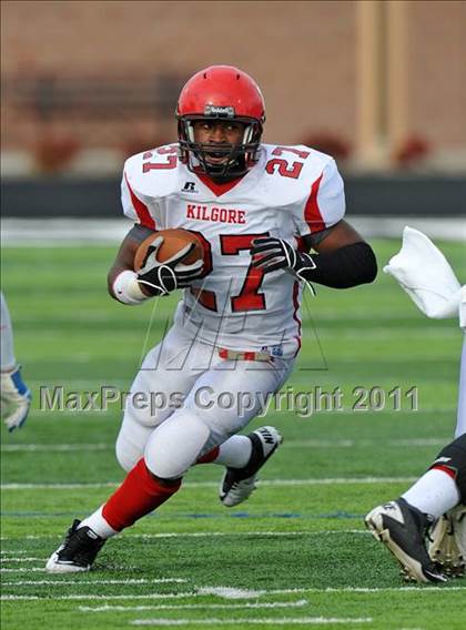 Thumbnail 3 in Kilgore vs. Frisco (4A Division 2 Region 2 Semifinal) photogallery.