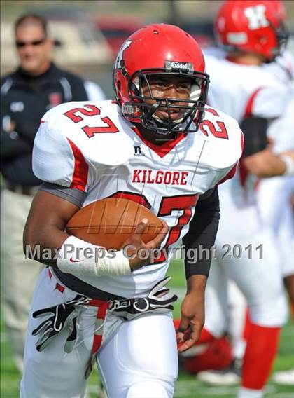 Thumbnail 2 in Kilgore vs. Frisco (4A Division 2 Region 2 Semifinal) photogallery.