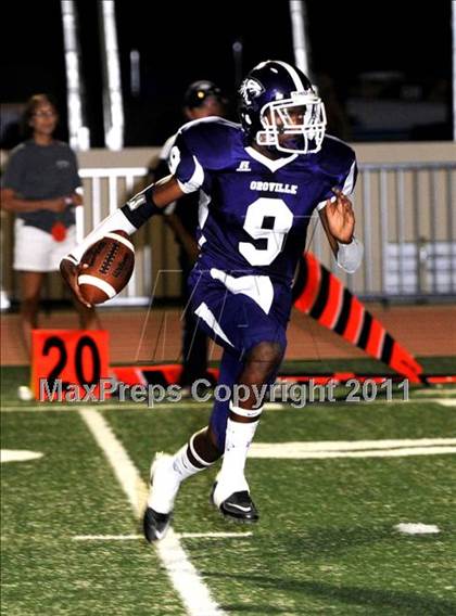 Thumbnail 1 in Oroville vs. Corning photogallery.