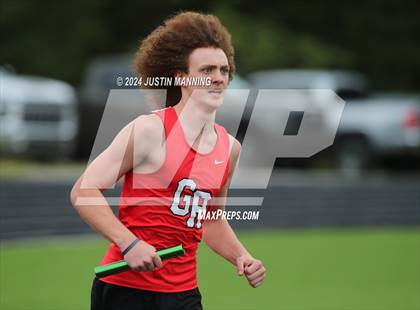 Thumbnail 1 in AAA 3A Region 7 Sr. District Meet photogallery.