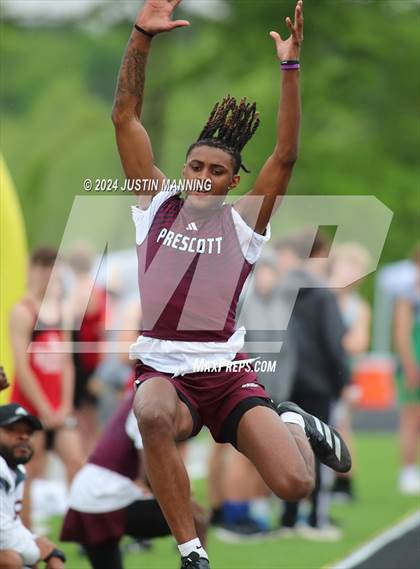 Thumbnail 3 in AAA 3A Region 7 Sr. District Meet photogallery.