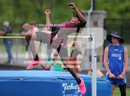 Thumbnail 2 in AAA 3A Region 7 Sr. District Meet photogallery.