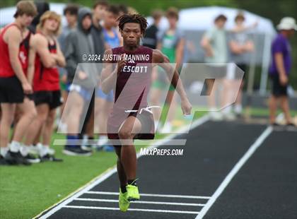 Thumbnail 1 in AAA 3A Region 7 Sr. District Meet photogallery.