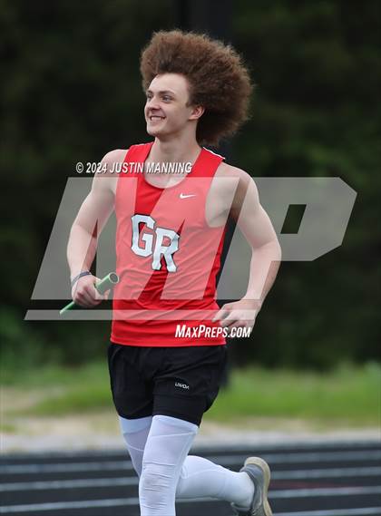 Thumbnail 3 in AAA 3A Region 7 Sr. District Meet photogallery.