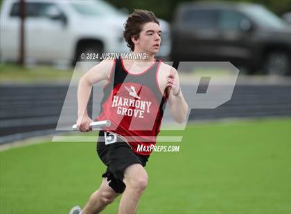 Thumbnail 1 in AAA 3A Region 7 Sr. District Meet photogallery.
