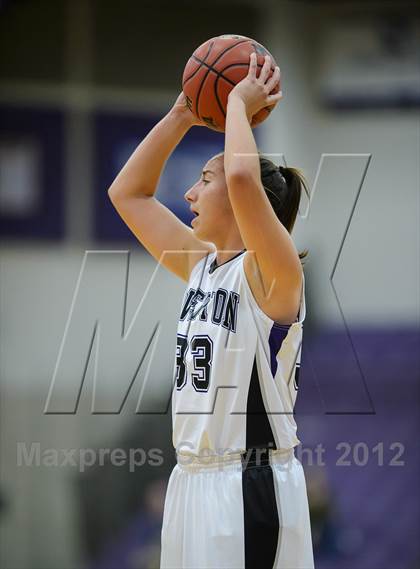 Thumbnail 3 in Davis @ Riverton photogallery.
