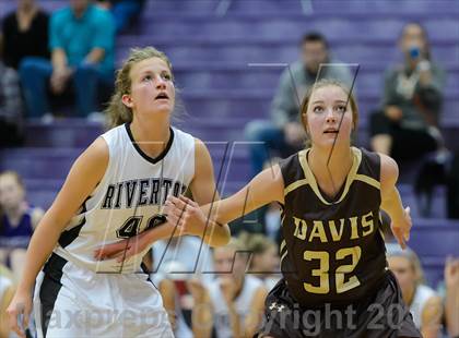 Thumbnail 2 in Davis @ Riverton photogallery.