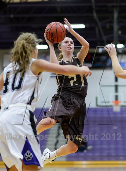 Thumbnail 3 in Davis @ Riverton photogallery.