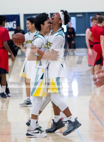 Thumbnail 3 in Saratoga vs. Monterey (CIF CCS D3 Final) photogallery.