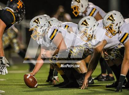 Thumbnail 2 in Ventura @ Newbury Park photogallery.