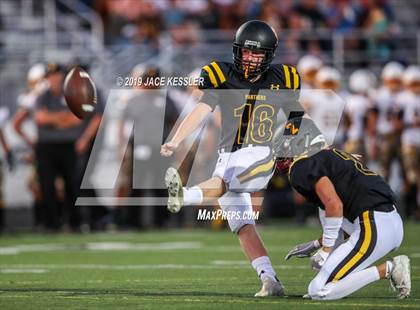 Thumbnail 3 in Ventura @ Newbury Park photogallery.