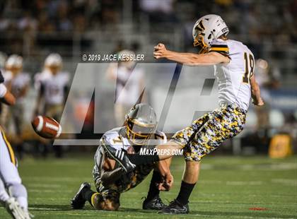Thumbnail 3 in Ventura @ Newbury Park photogallery.