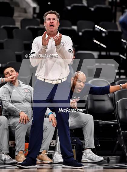 Thumbnail 3 in Loyola vs. Chaminade (Trinity-Mission League Showcase) photogallery.
