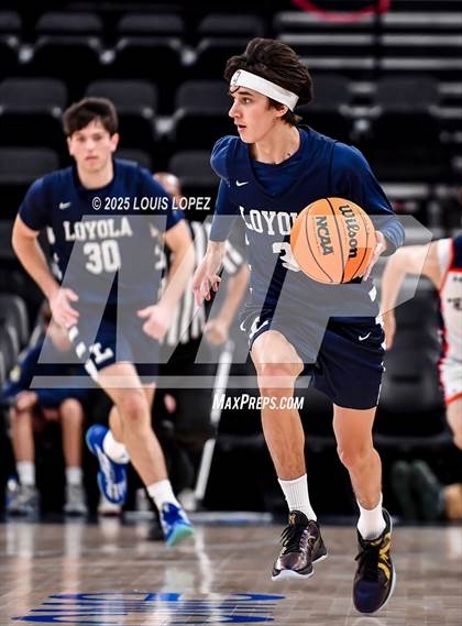 Thumbnail 2 in Loyola vs. Chaminade (Trinity-Mission League Showcase) photogallery.